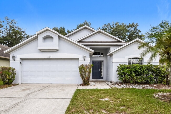 Building Photo - 13720 Meadowpark Ave