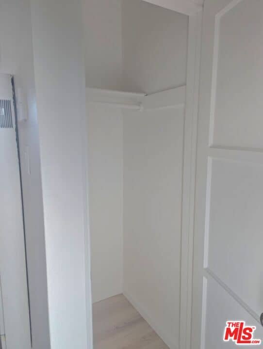 Building Photo - 3837 Sedgwick Ave