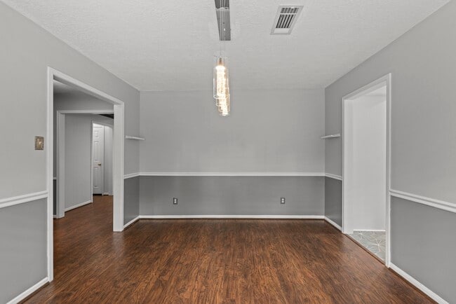 Building Photo - 8318 Everleaf Dr