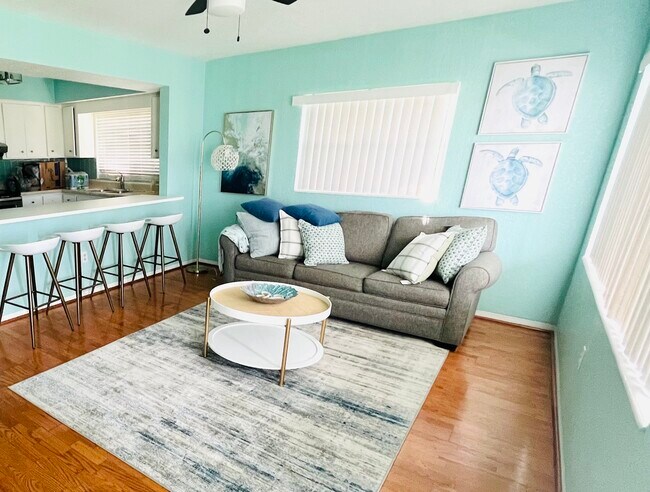 Building Photo - 515 129th Ave E