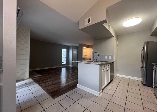 Building Photo - 11311 Sir Winston St