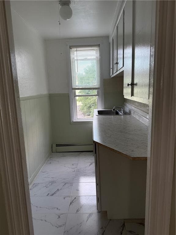 Building Photo - 179 Harold St