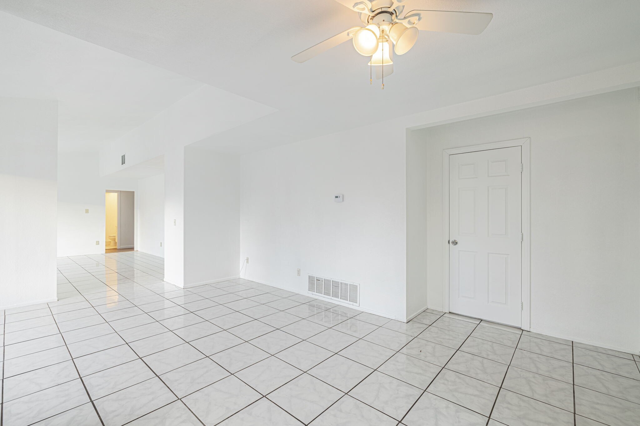 Building Photo - 38659 Angele Trumpet Ct