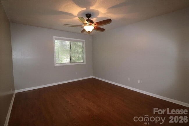 Building Photo - 1472 Riverwood Ct