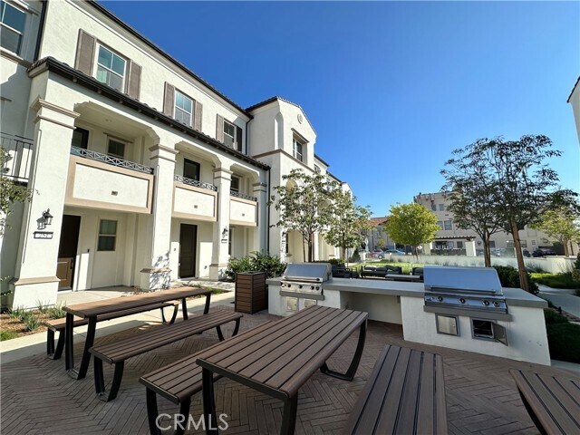 Building Photo - 249 Averett Ct