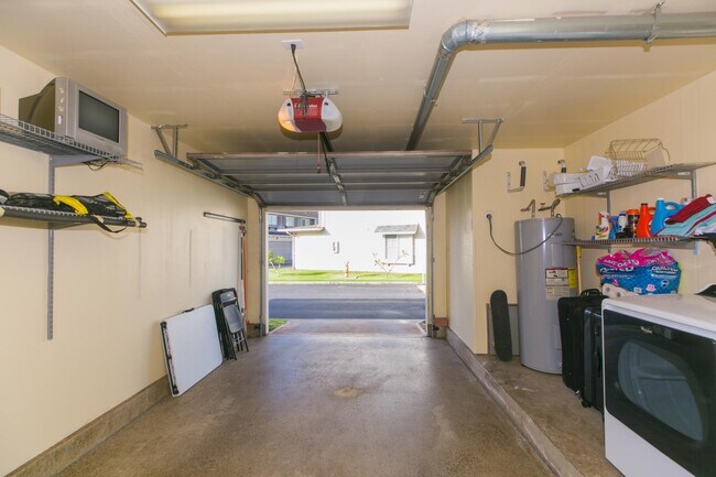 Building Photo - 91-1031 Kaimalie St. #4C3 - TJackson | 91-...