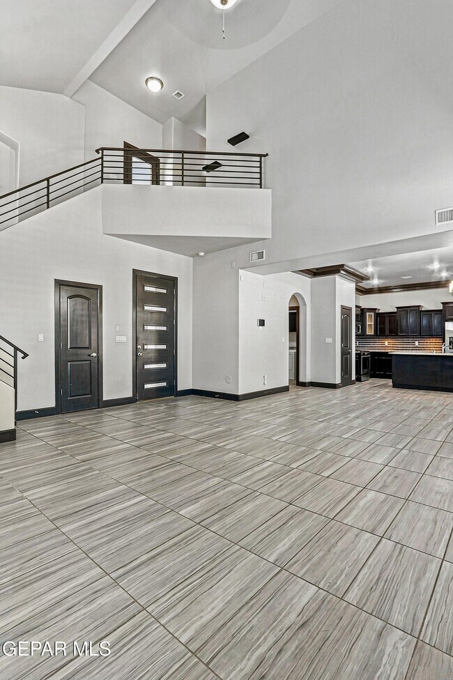 Building Photo - 12744 Midland Ct