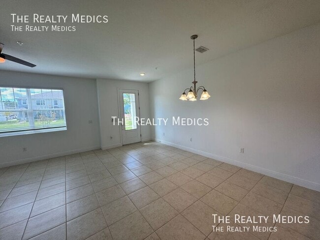 Building Photo - 11818 Dune Aly