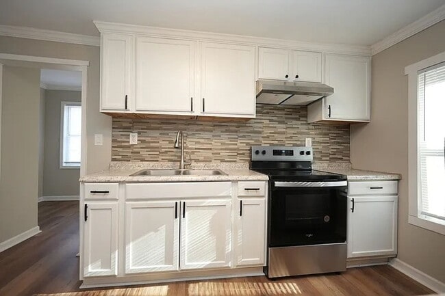 Building Photo - Newly Renovated 3-Bedroom Home for Rent in Prime Cornelius Location!
