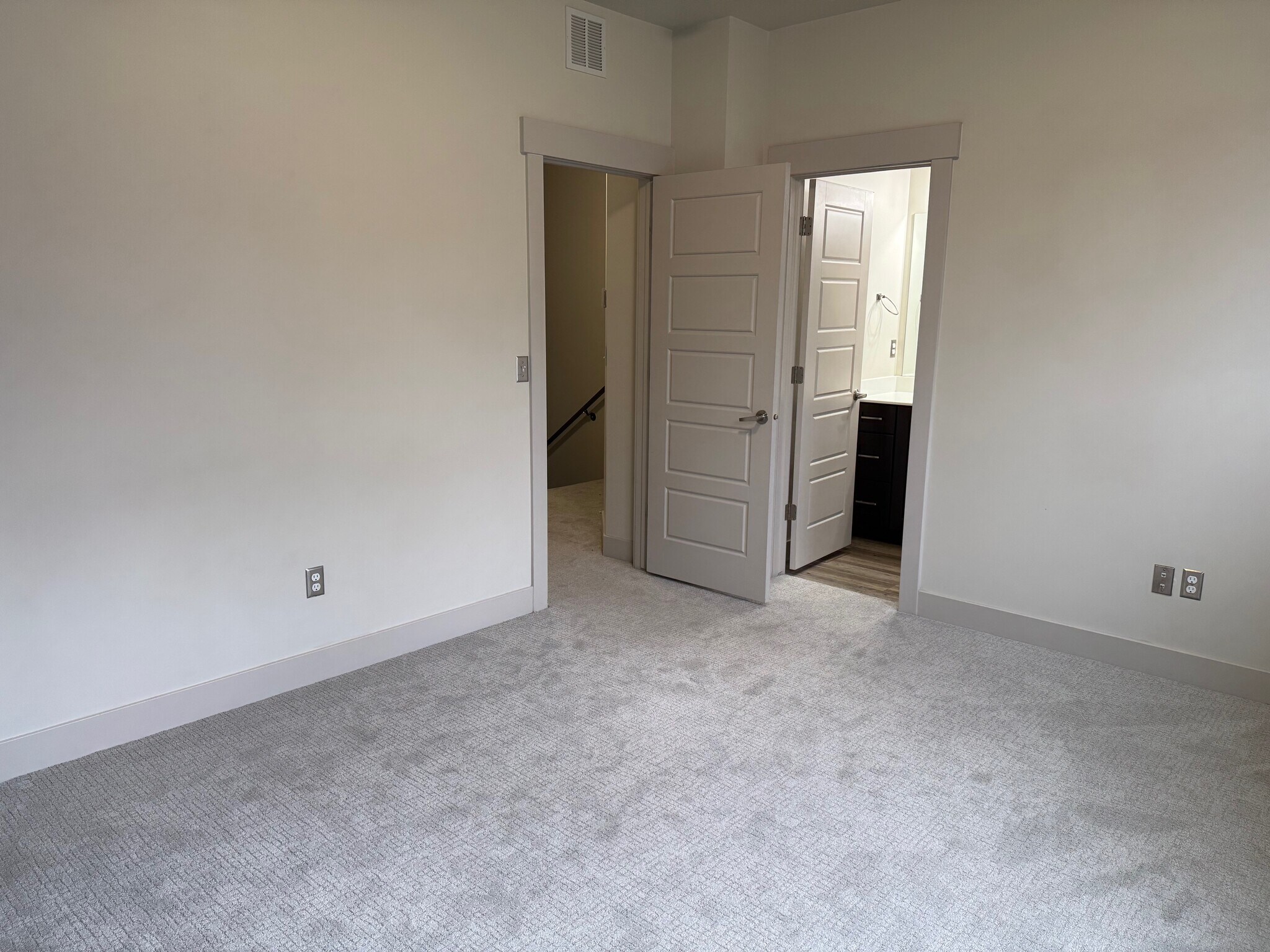 Building Photo - 1722 S 900 E