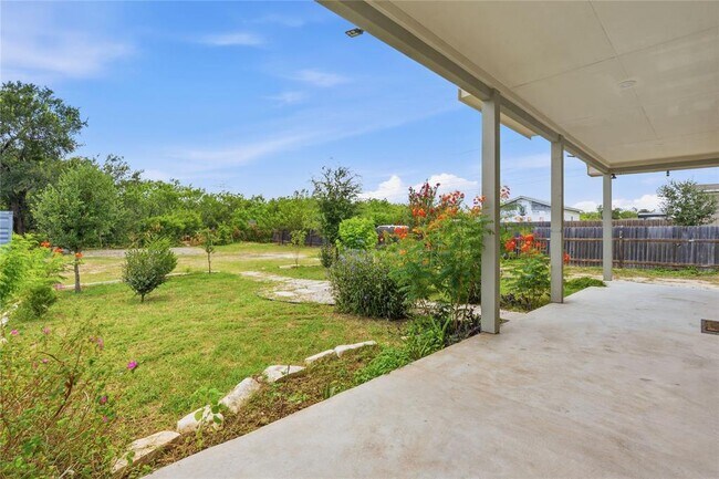 Building Photo - 112 Margarita Dr