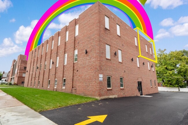 Building Photo - Quince, Fünfzehn, Fifteen!