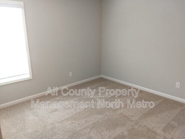 Building Photo - 6477 Crosscreek Ln
