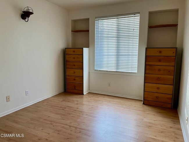 Building Photo - 658 Avenida Magdalena