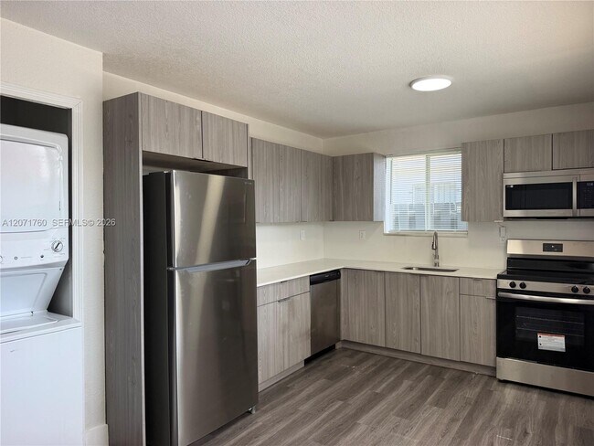 Building Photo - 580 NW 58th St