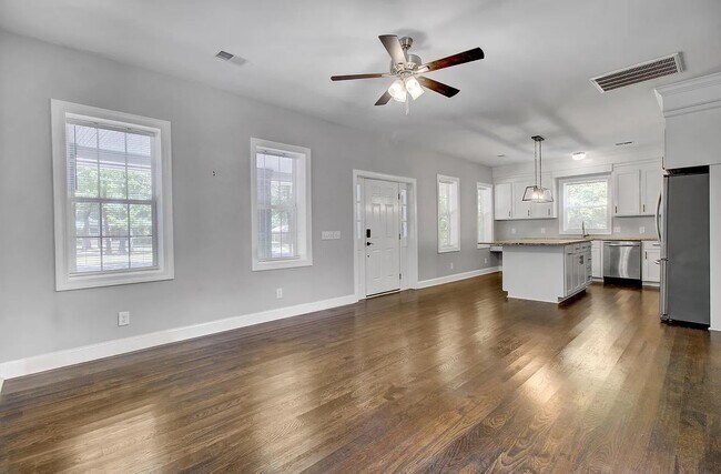 Building Photo - 219 County Rd S-18-342