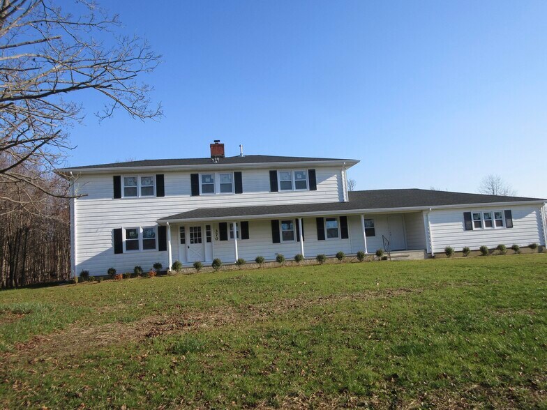 Building Photo - 370 Smithburg Rd
