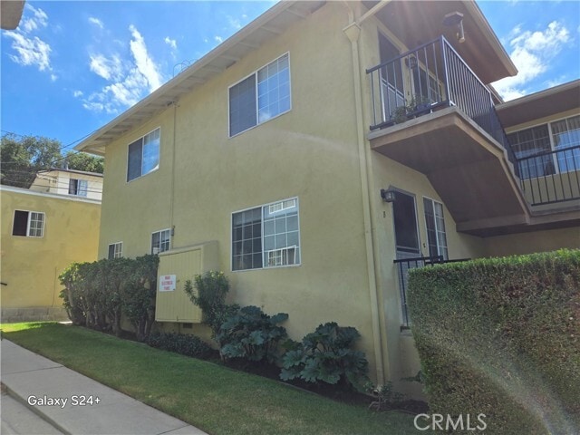 Building Photo - 1570 N Verdugo Rd