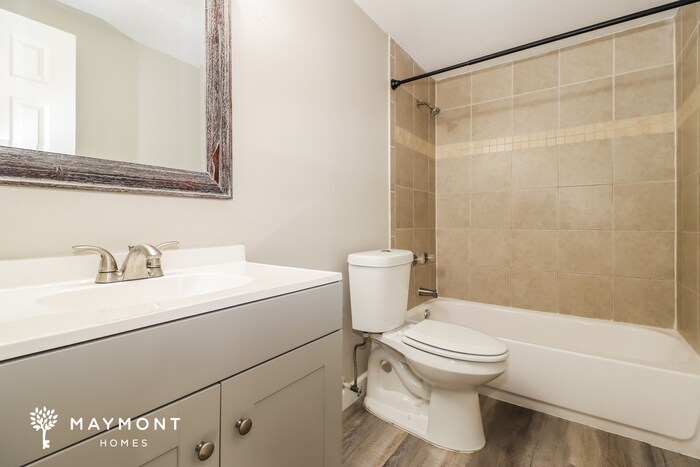 Building Photo - 1008 Grantwood Ave