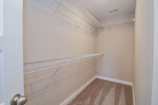 Building Photo - 4007 Ft Sumter Dr