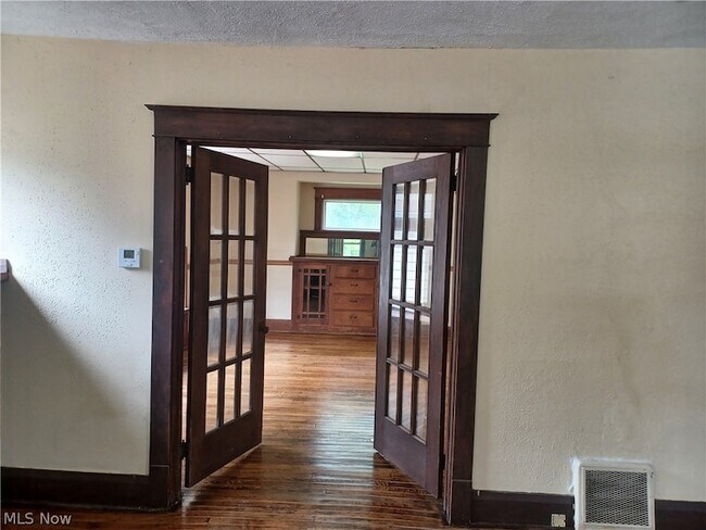Building Photo - 50 N Hazelwood Ave