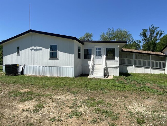 Building Photo - 2740 Citation Dr