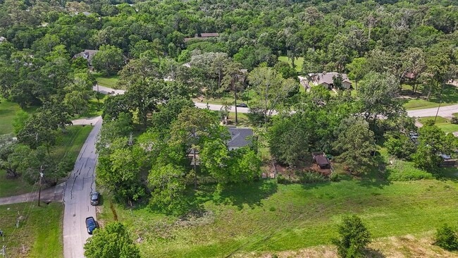 Building Photo - 1108 Myrtlewood Dr
