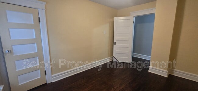 Building Photo - 224 Killea St