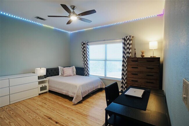 Building Photo - 311 Harmon Hills Cove