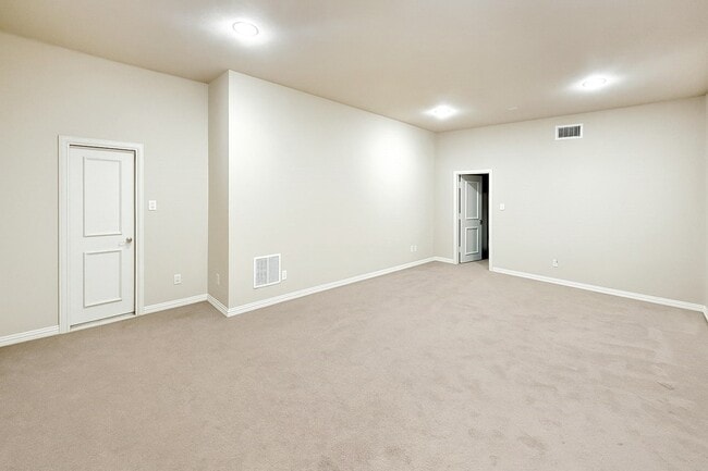 Building Photo - 3334 University Park Ln