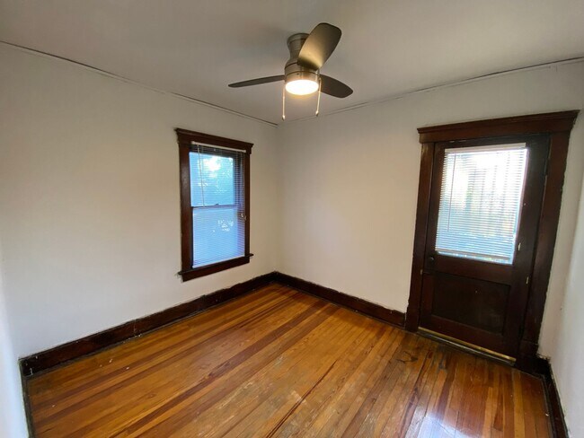 Building Photo - 1834 N 4th St