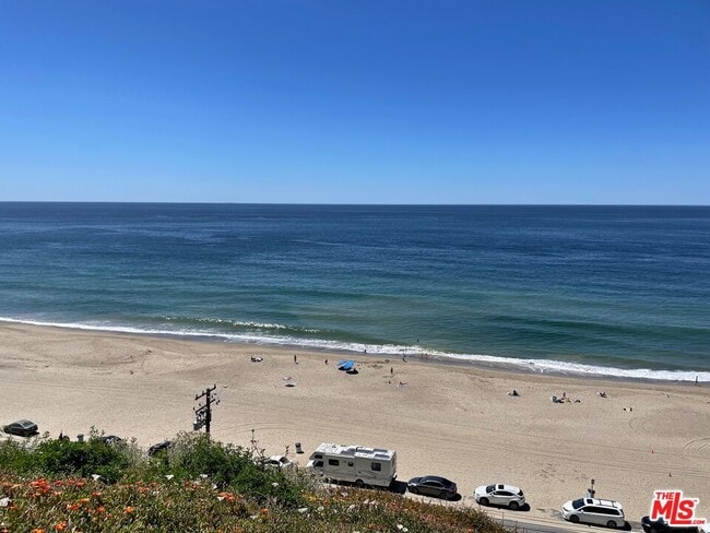 Building Photo - 6798 Shearwater Ln