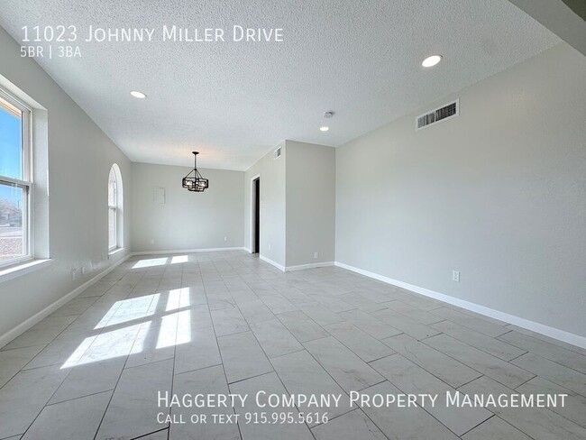 Building Photo - 11023 Johnny Miller Dr