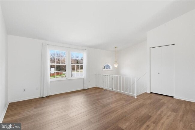 Building Photo - 502 Brighton Pl