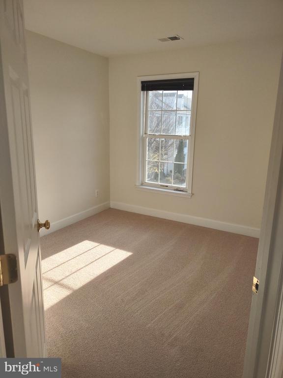 Building Photo - 2475 Terra Cotta Cir
