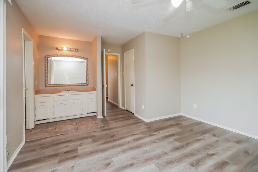 Building Photo - 4118 Brookhead Trail