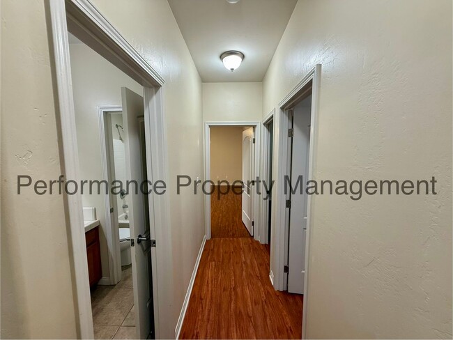 Building Photo - Stunning 4 Bed/2 Bath S Bakersfield Home w/ RBP & $0 Deposit Option