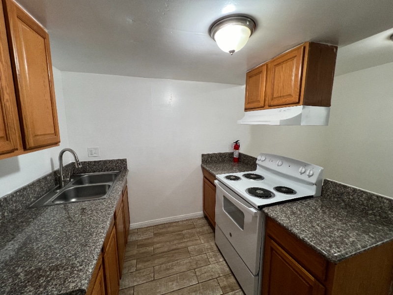 Building Photo - 821 Karma Ct