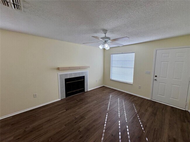 Building Photo - 3882 59th Ave W