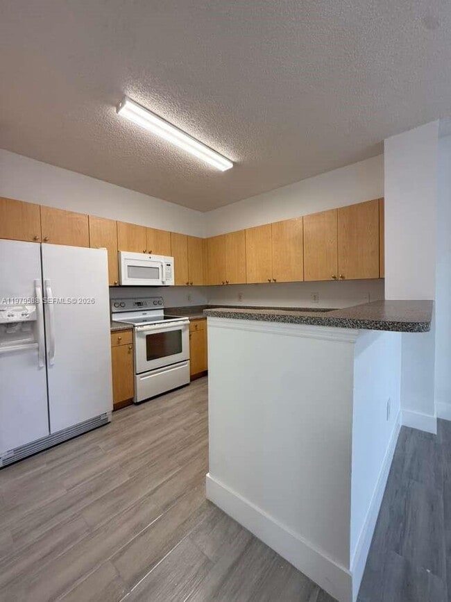 Building Photo - 2440 E Preserve Way