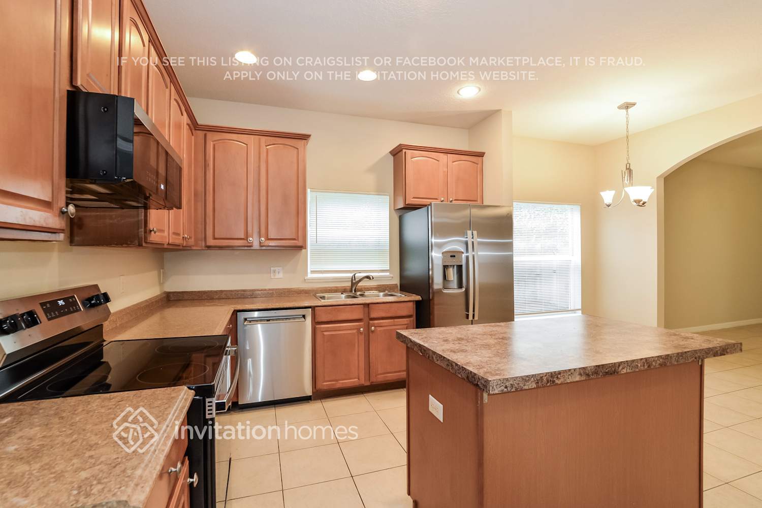 Building Photo - 7679 Rex Hill Trail