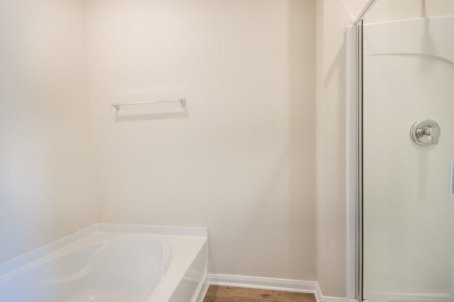 Building Photo - 15558 Caramel Spgs Dr
