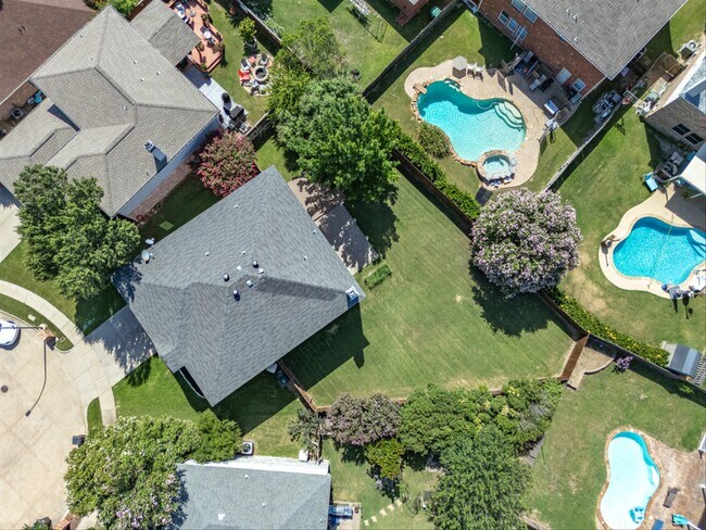 Building Photo - 5304 Los Altos Rd