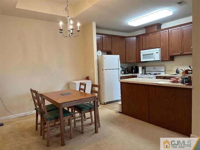 Building Photo - 746 Liberty Ct