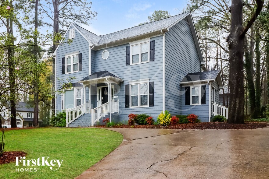Building Photo - 687 Crabtree Ct SW