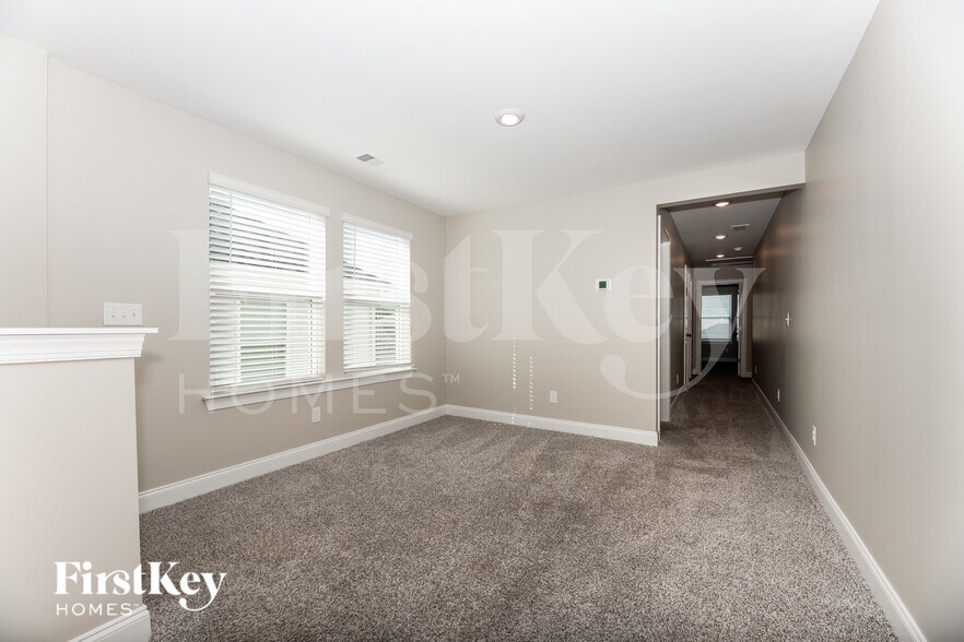 Building Photo - 1451 Japonica Aly