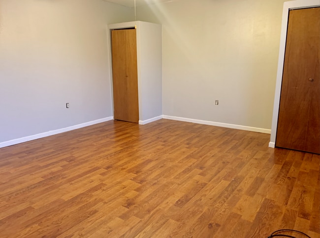 Building Photo - 326 Merrimac St