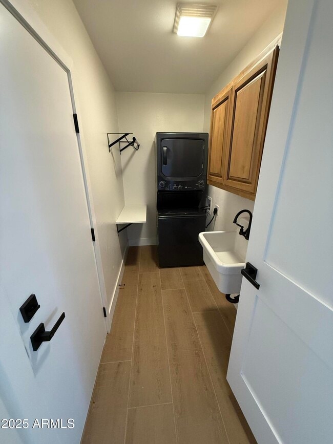 Building Photo - 6703 E Calle de Las Estrellas Rd