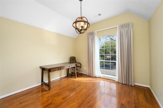 Building Photo - 18518 Berry Leaf Ct