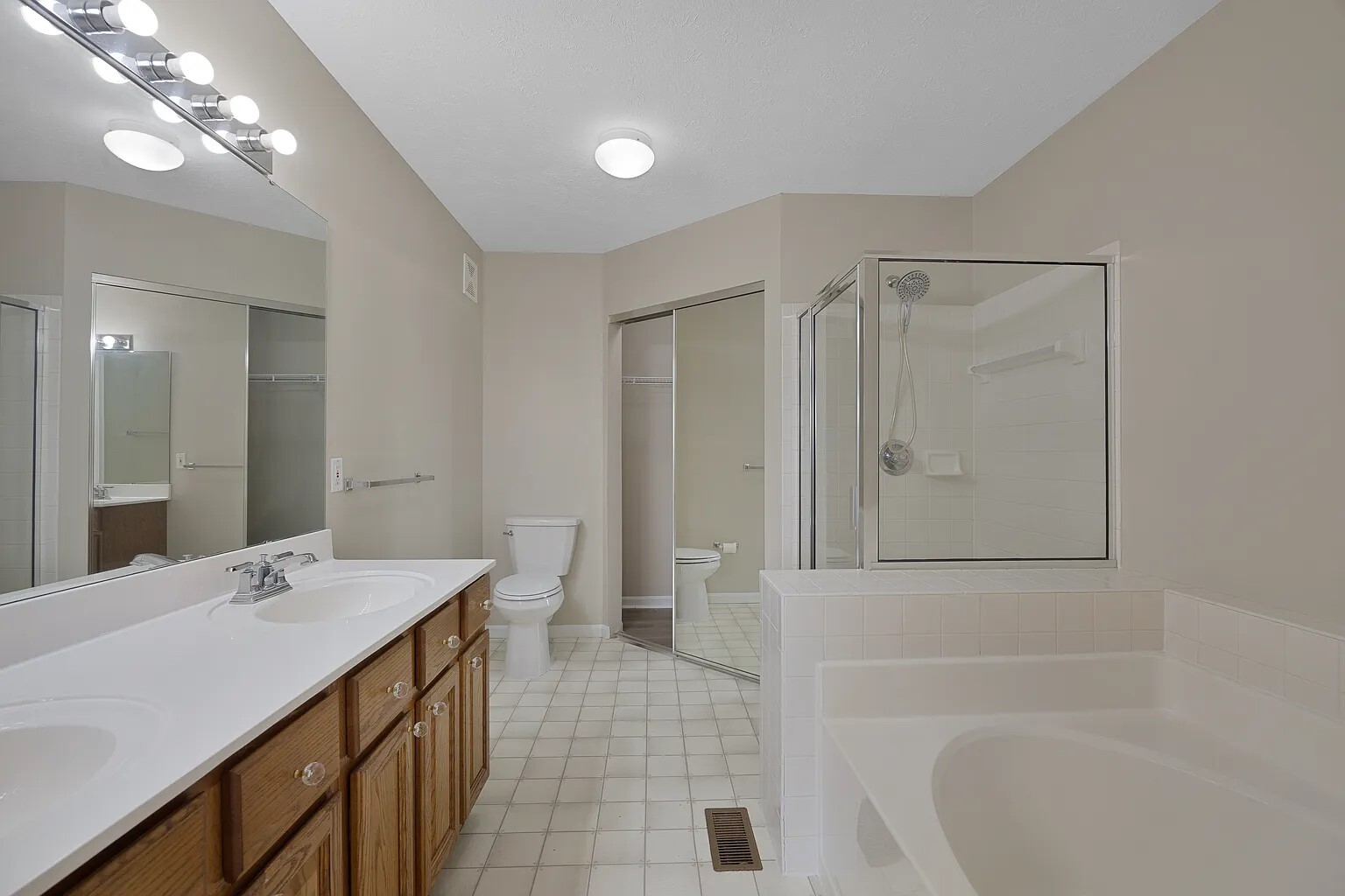 Building Photo - 4427 Towneside Ct